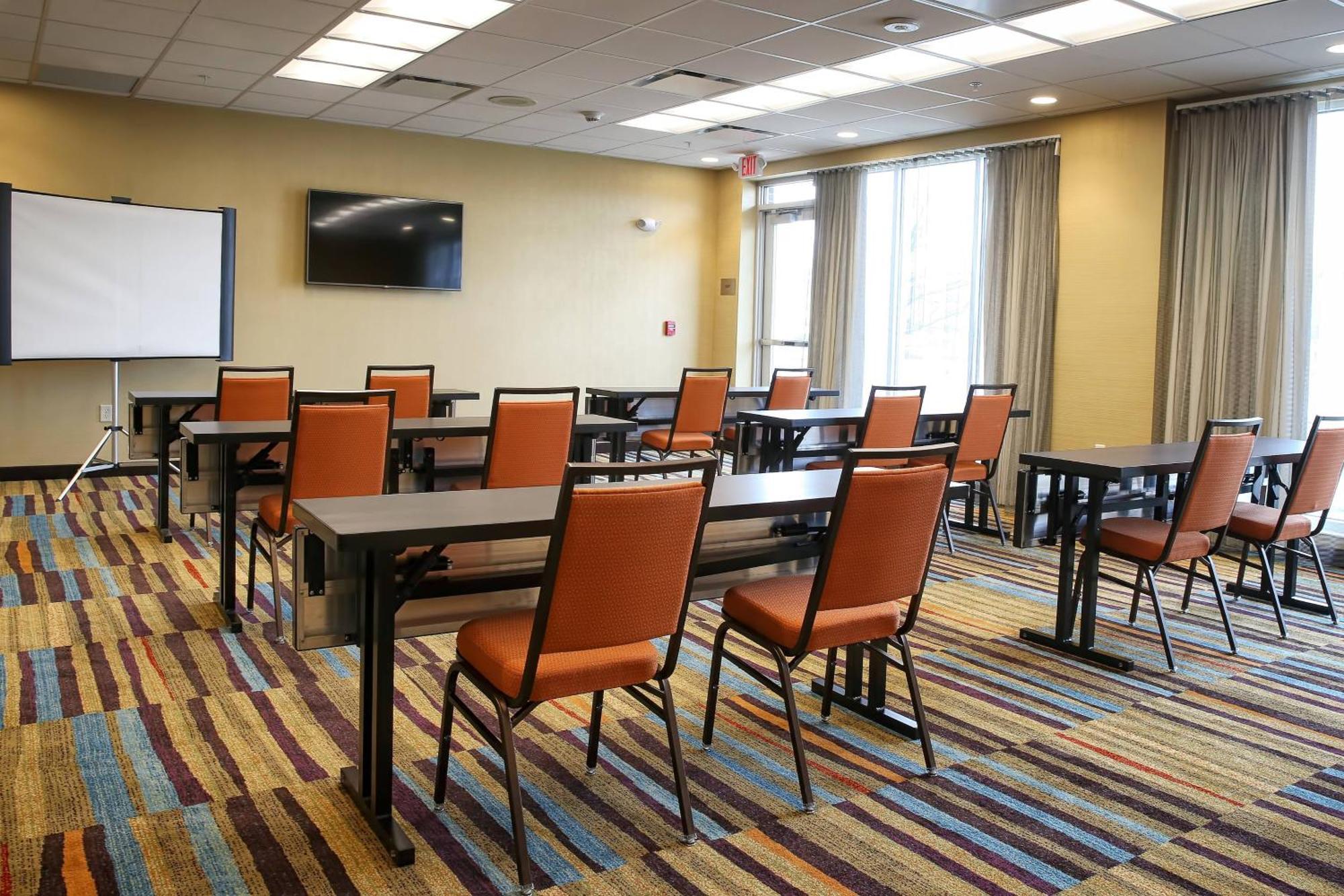 Fairfield Inn & Suites By Marriott Madison ורונה מראה חיצוני תמונה