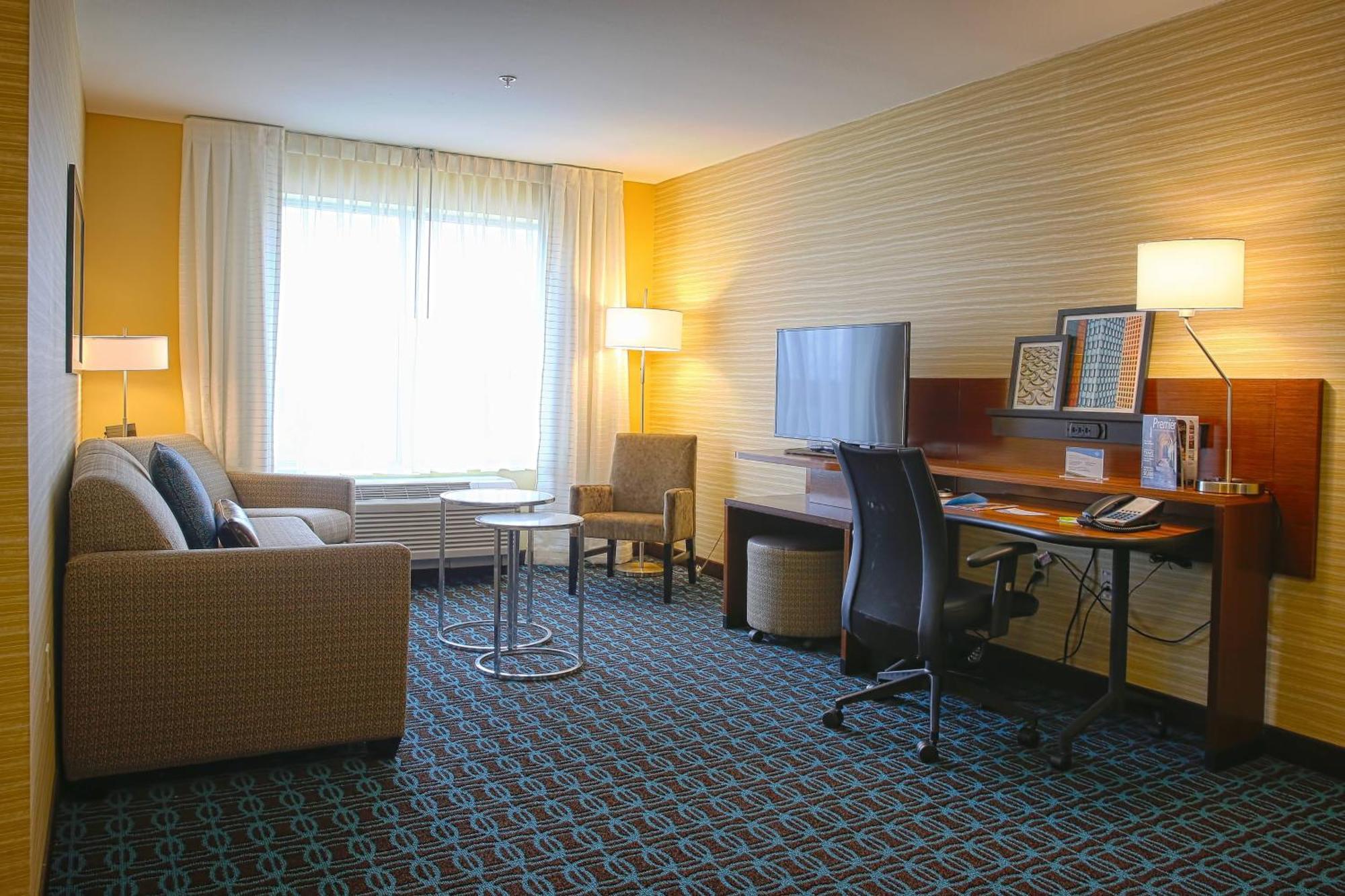 Fairfield Inn & Suites By Marriott Madison ורונה מראה חיצוני תמונה